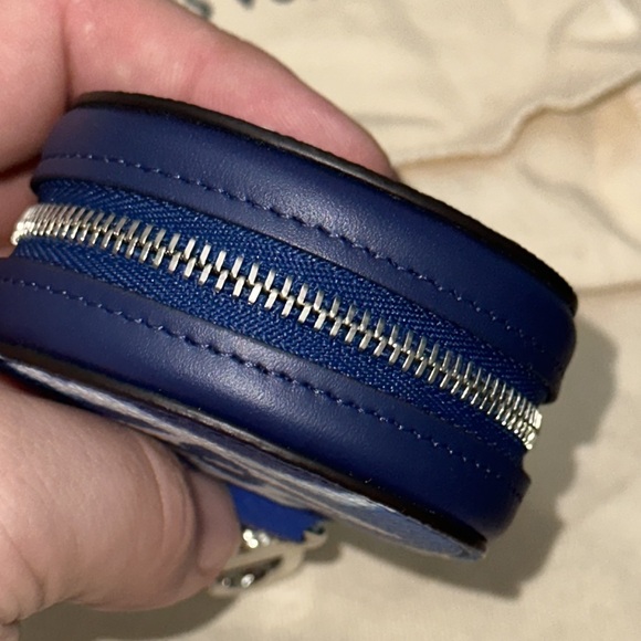 Louis Vuitton monogram giant escale pouch case purse charm key chain coin holder - Picture 6 of 12